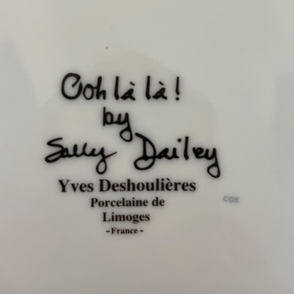 Ooh La La! "Porcelain Poodle Plate" by Sally Dailey - Picture 3 of 3